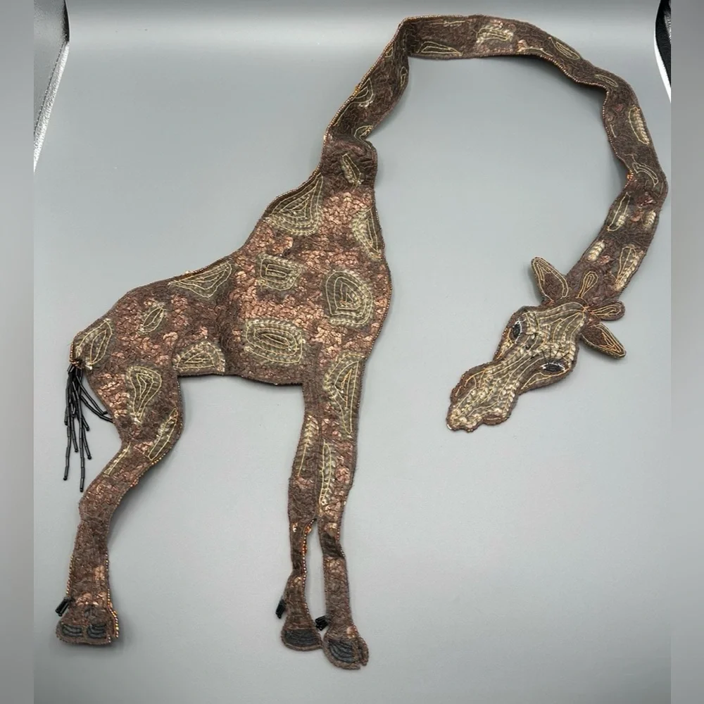 VTG Giant Giraffe Sequin Sew On Beaded Applique Around The Neck Collar Or Sleeve - Picture 13 of 16